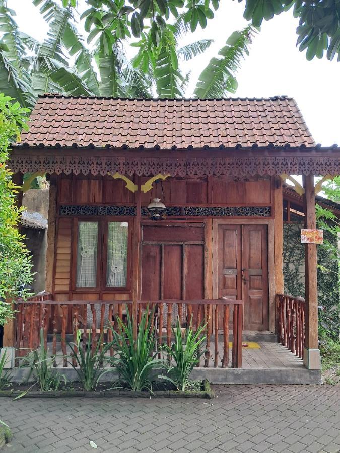 Diana'S Homestay Banyuwangi (East Java) Exterior foto