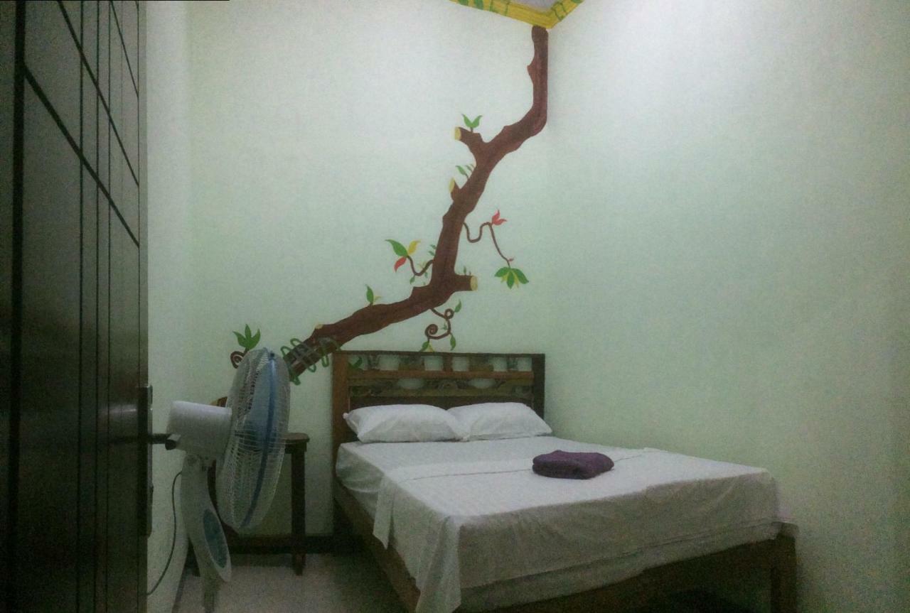 Diana'S Homestay Banyuwangi (East Java) Exterior foto